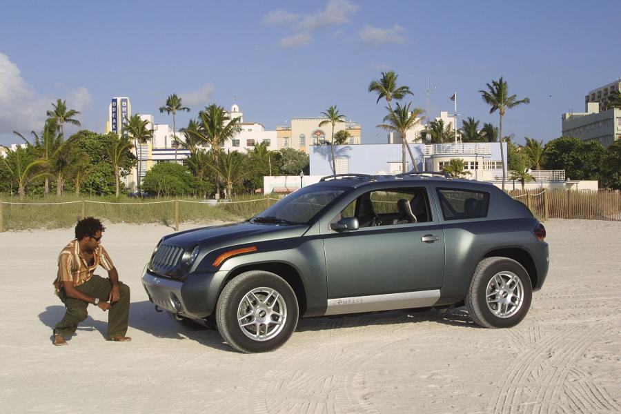  Jeep Compass Concept 2002 года  (фото 11 из 50)